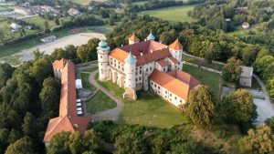 Zielone Świątki w Nowym Targu – Tradycja i Współczesność