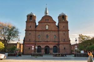 Katowice: Odkryj Nieznane – Sekrety Miasta na Wyciągnięcie Ręki