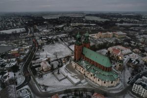 Zielone Świątki w Chełmie: Tradycja, natura i miejskie atrakcje